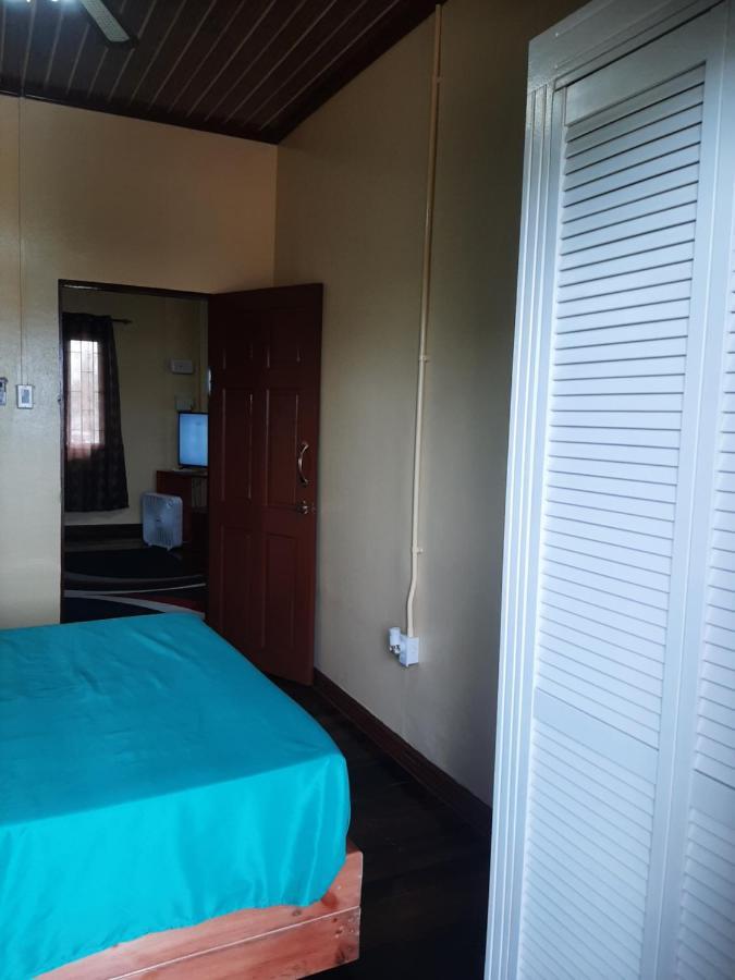Jrs Apartments Georgetown Buitenkant foto